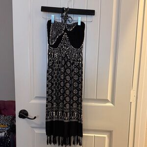 NWOT Embellished w/Silver Sequins Black and White Patterned Halter Dress (OS)